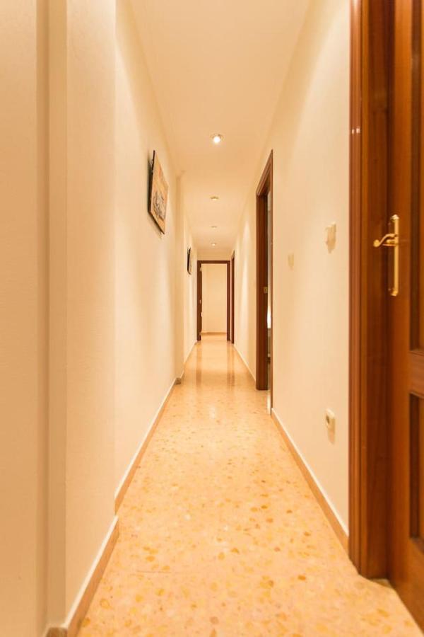 אליקאנטה Nice Apartment Close To Mercado Central מראה חיצוני תמונה