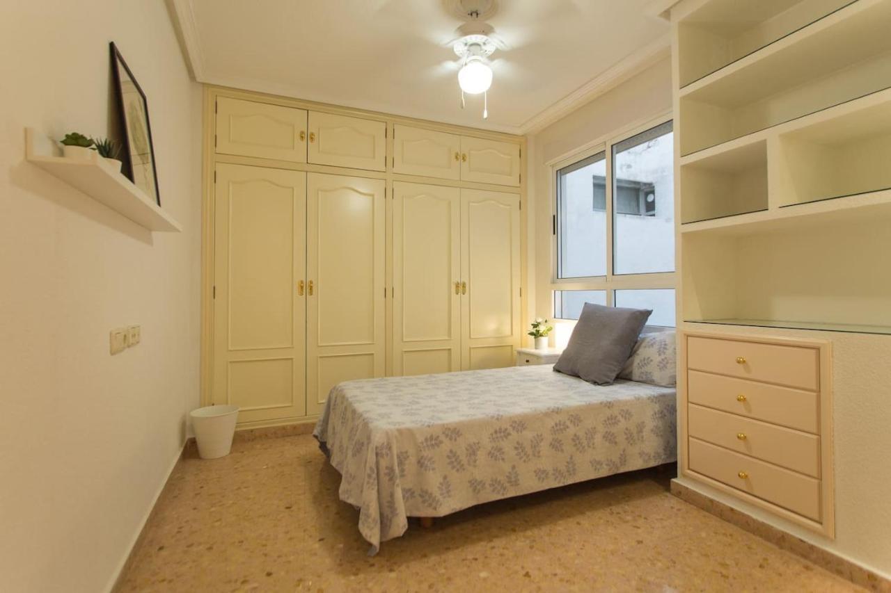 אליקאנטה Nice Apartment Close To Mercado Central מראה חיצוני תמונה